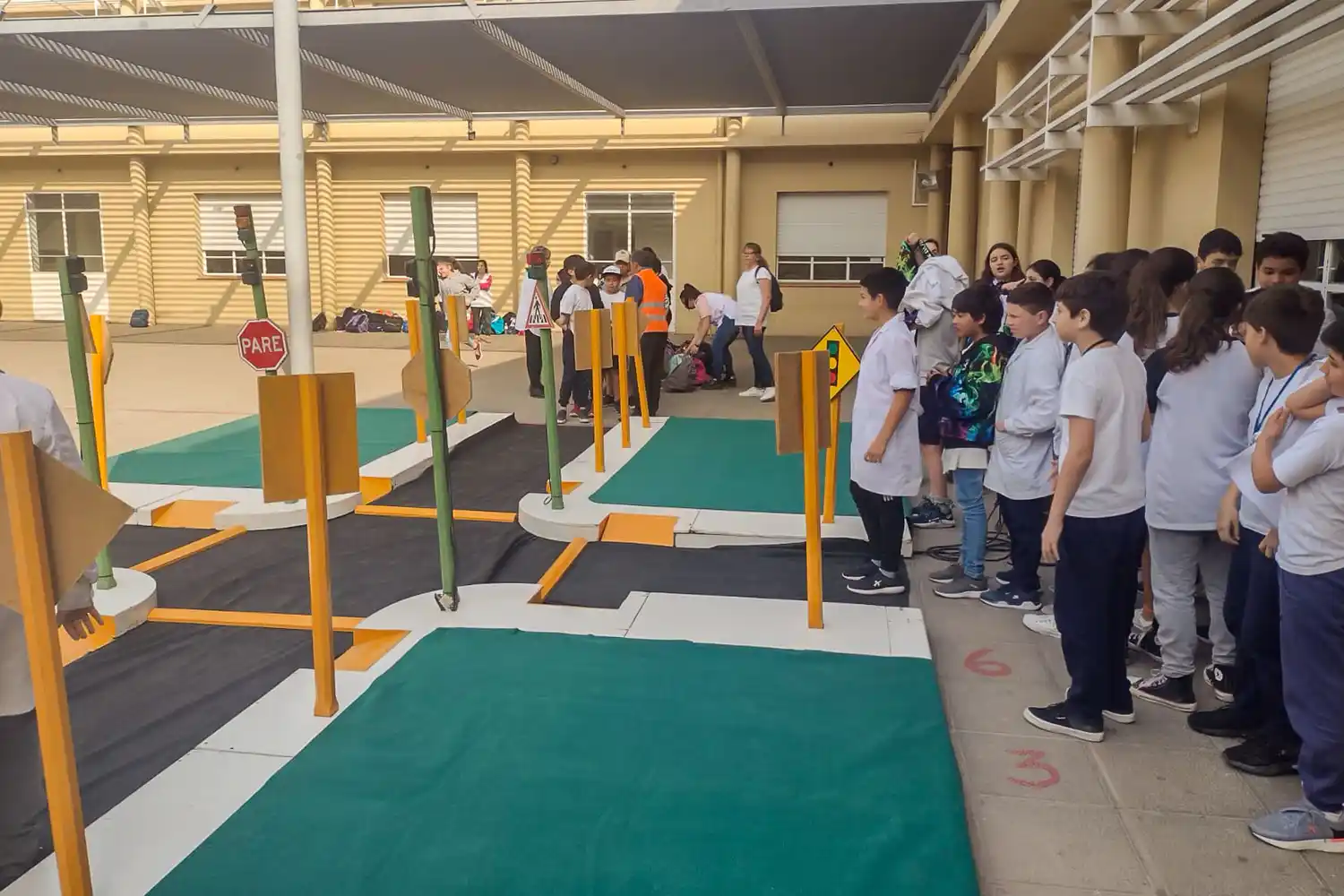 Dictaron una charla de seguridad vial en la Escuela Marcos Sastre