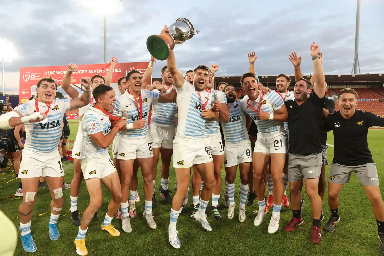 Los Pumas se coronan en el Seven de Nueva Zelanda con una victoria épica ante los All Blacks