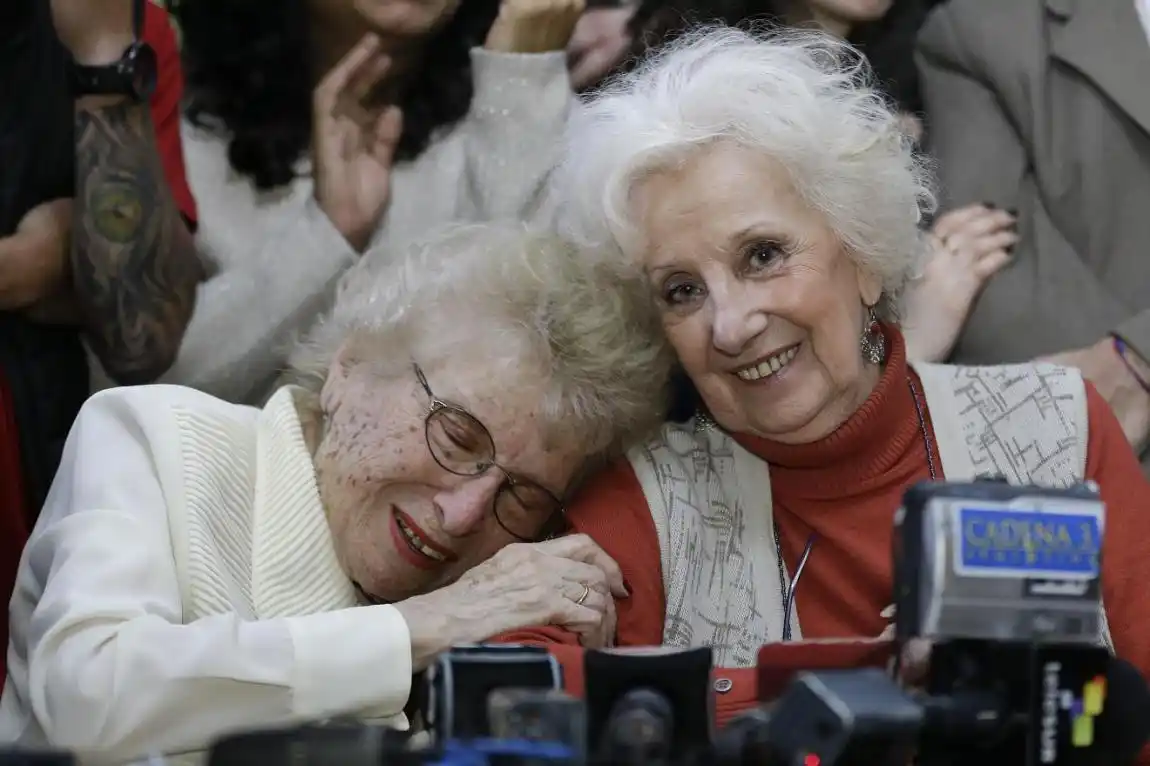 Abuelas de Plaza de Mayo recuperó la identidad del nieto 116