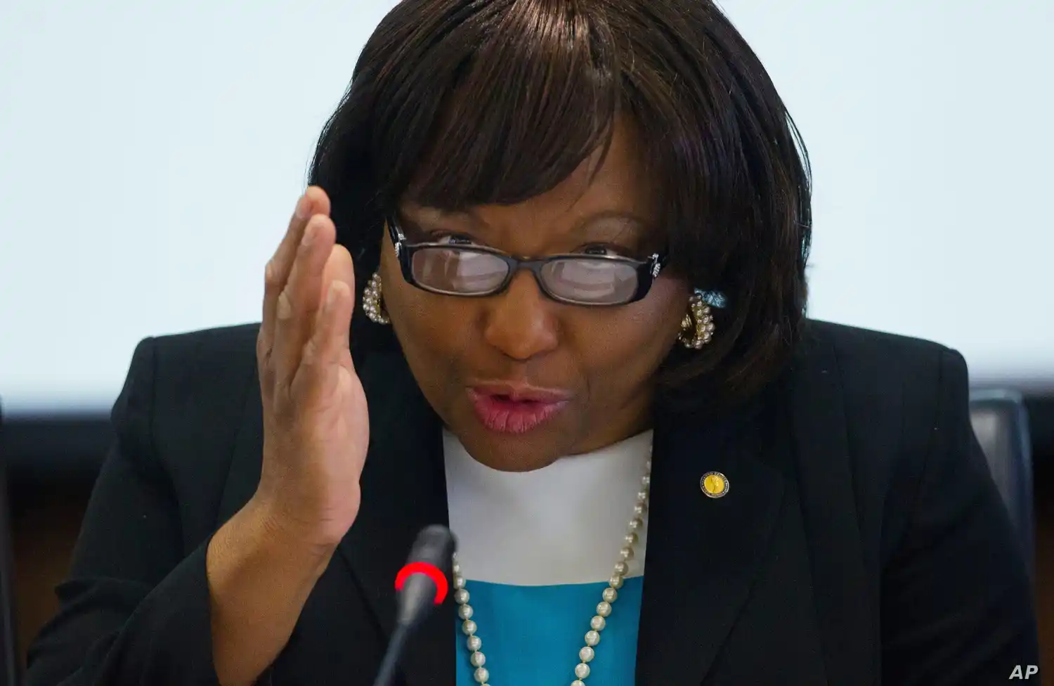 OPS busca reforzar sistemas de salud y paliar escasez de oxígeno en América Latina