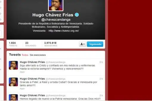 Chávez volvió a Venezuela y continuará allí su recuperación