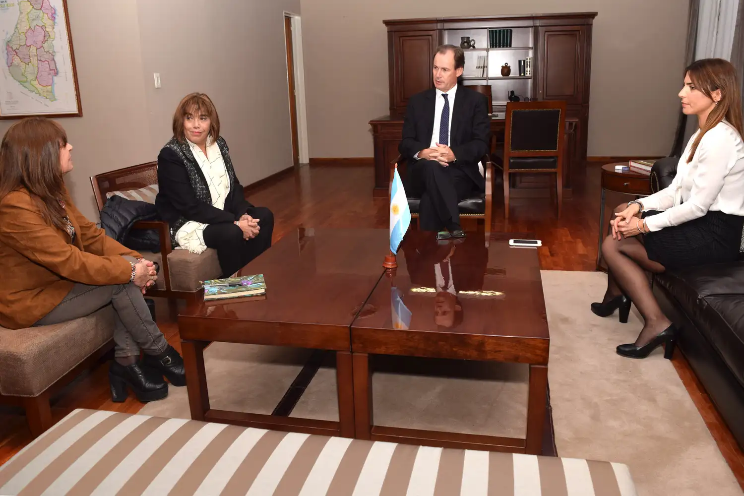 Bordet se reunió con Gayol y Tuñez por el plan contra la Violencia de Género
