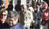 El gobierno oficializó un bono de $ 70.000 para jubilados que cobran la mínima