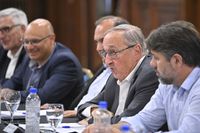 En la reunión con Kicillof, Lunghi pidió por la continuidad de obras