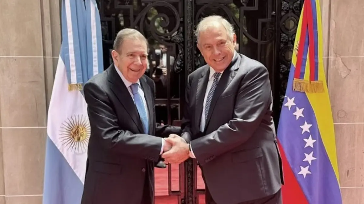 Edmundo González insiste en que «por cualquier medio» va a regresar a Caracas (VIDEO)