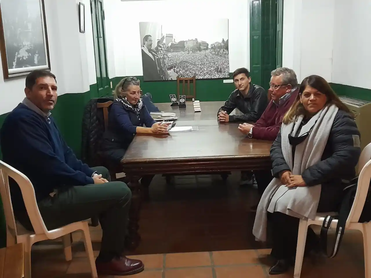 Informan que la Comisión de Educación de la UCR local se reunió en la casa radical