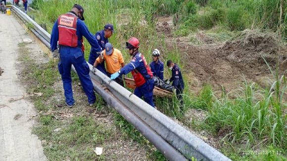 LOCALIZAN CUERPO DE MUJER en riberas del río Tuy que podría ser producto del deslave de Las Tejerías