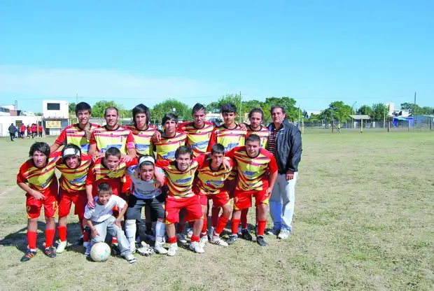 Sarmiento, Pueblo y Sporting  mandan en Sub-20
