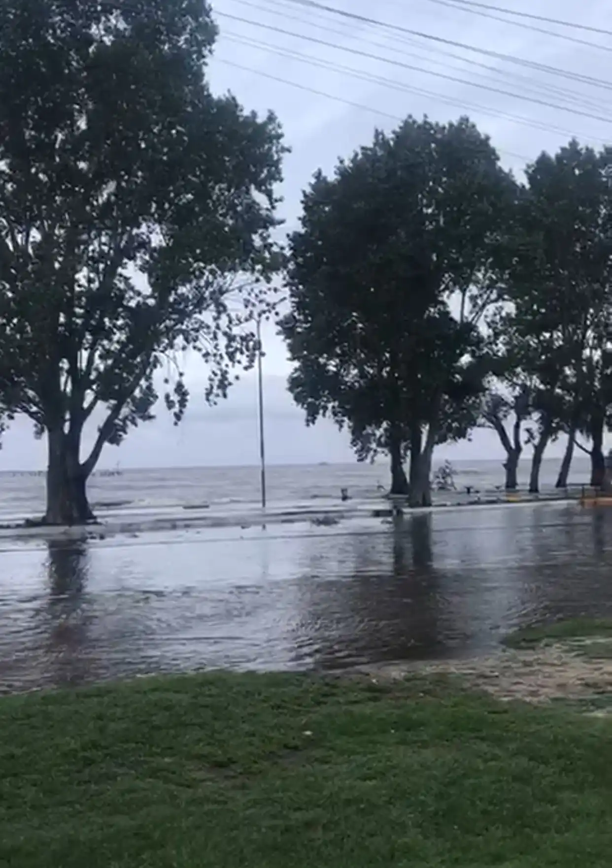 Alarma en el distrito de Quilmes por las inundaciones.