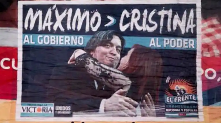 Nuevos afiches kirchneristas: "Máximo al Gobierno, Cristina al Poder"