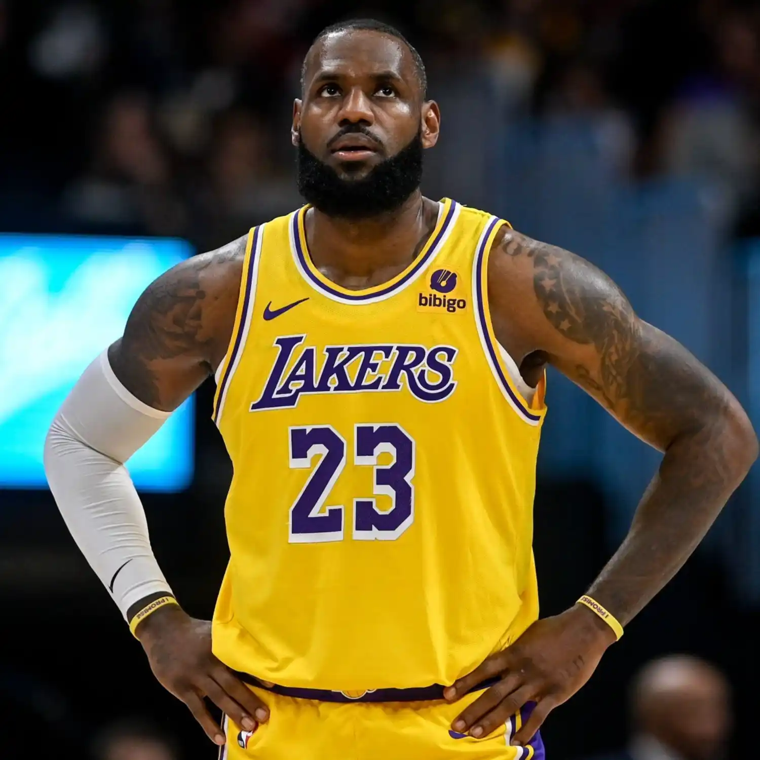 LeBron James, ¿humillado? en su primer partido del año
