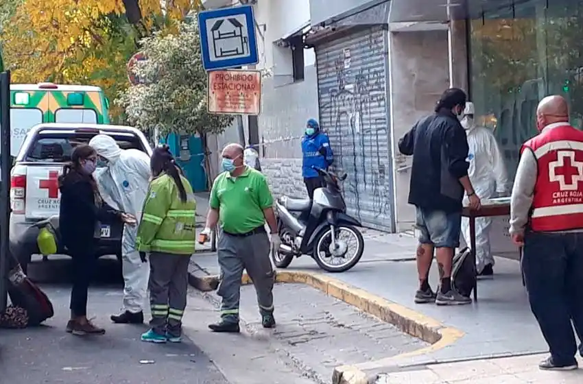Así fueron recibidos los marplatenses que llegaron desde el exterior