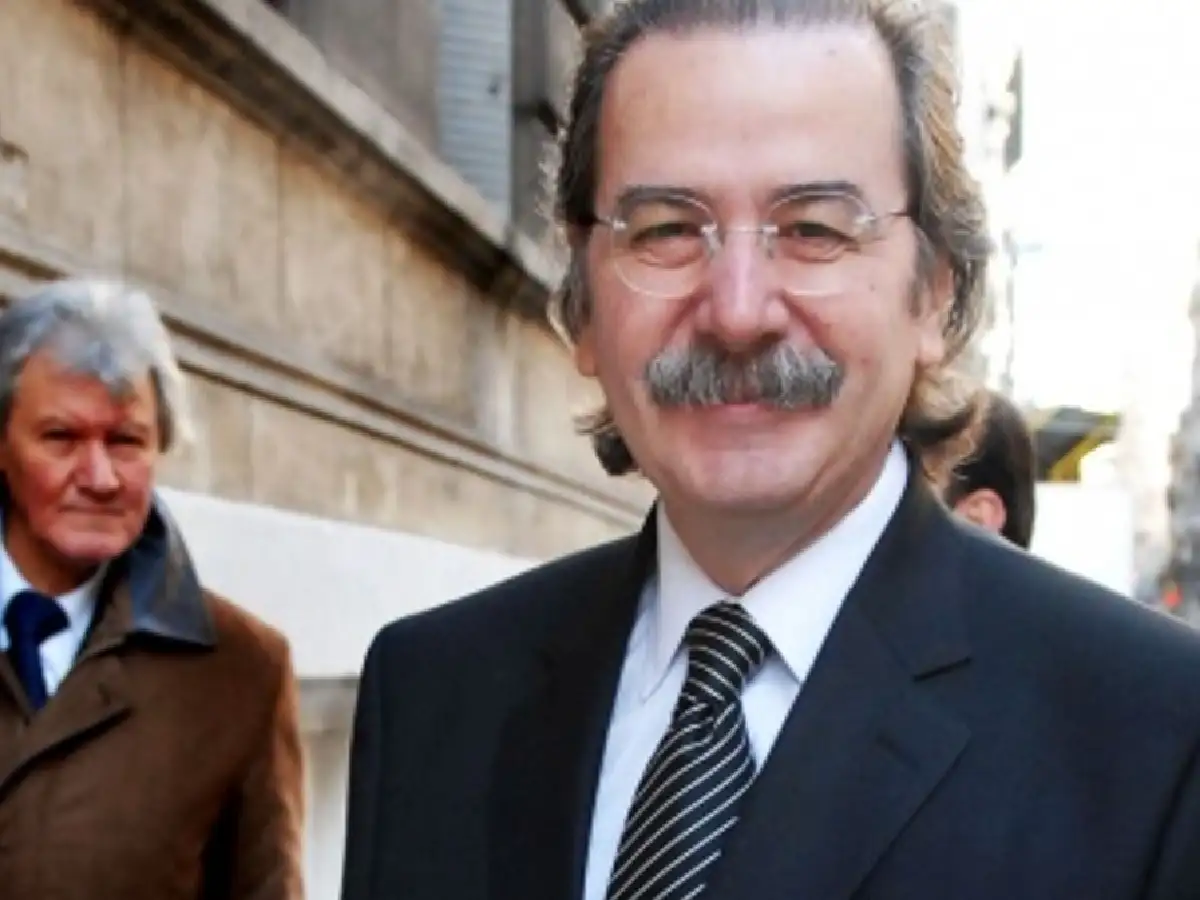 Internaron a Maqueda, juez de la Corte, por descompensación cardíaca, y está "fuera de peligro"