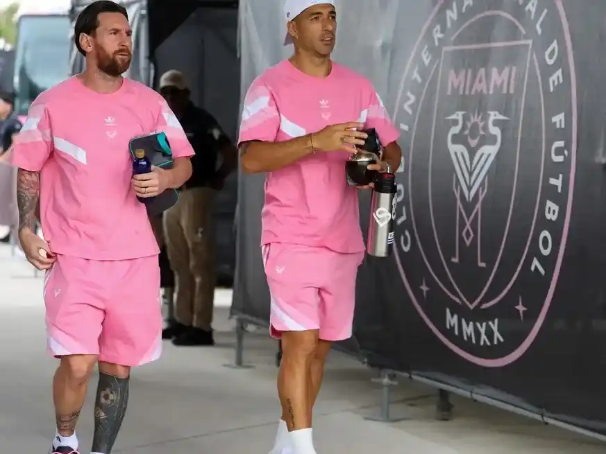 Messi y Suárez en la previa de un partido de MLS. Foto: Reuters