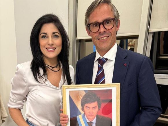 Foster Gillett, el empresario que vino a cambiar el fútbol argentino pero se borró y dejó a Verón y a LLA en offside