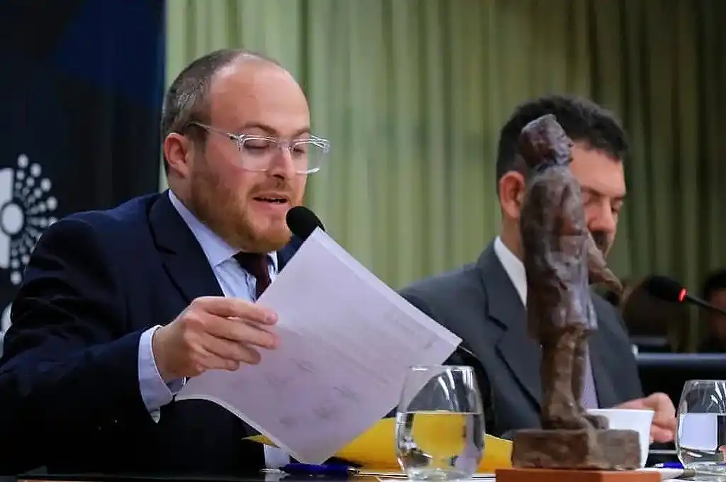 Renunció Franco Bertolín, un funcionario clave del entorno de Viotti