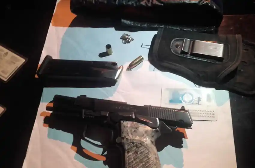 Más balaceras: disparó contra una casa y fue arrestado en el lugar