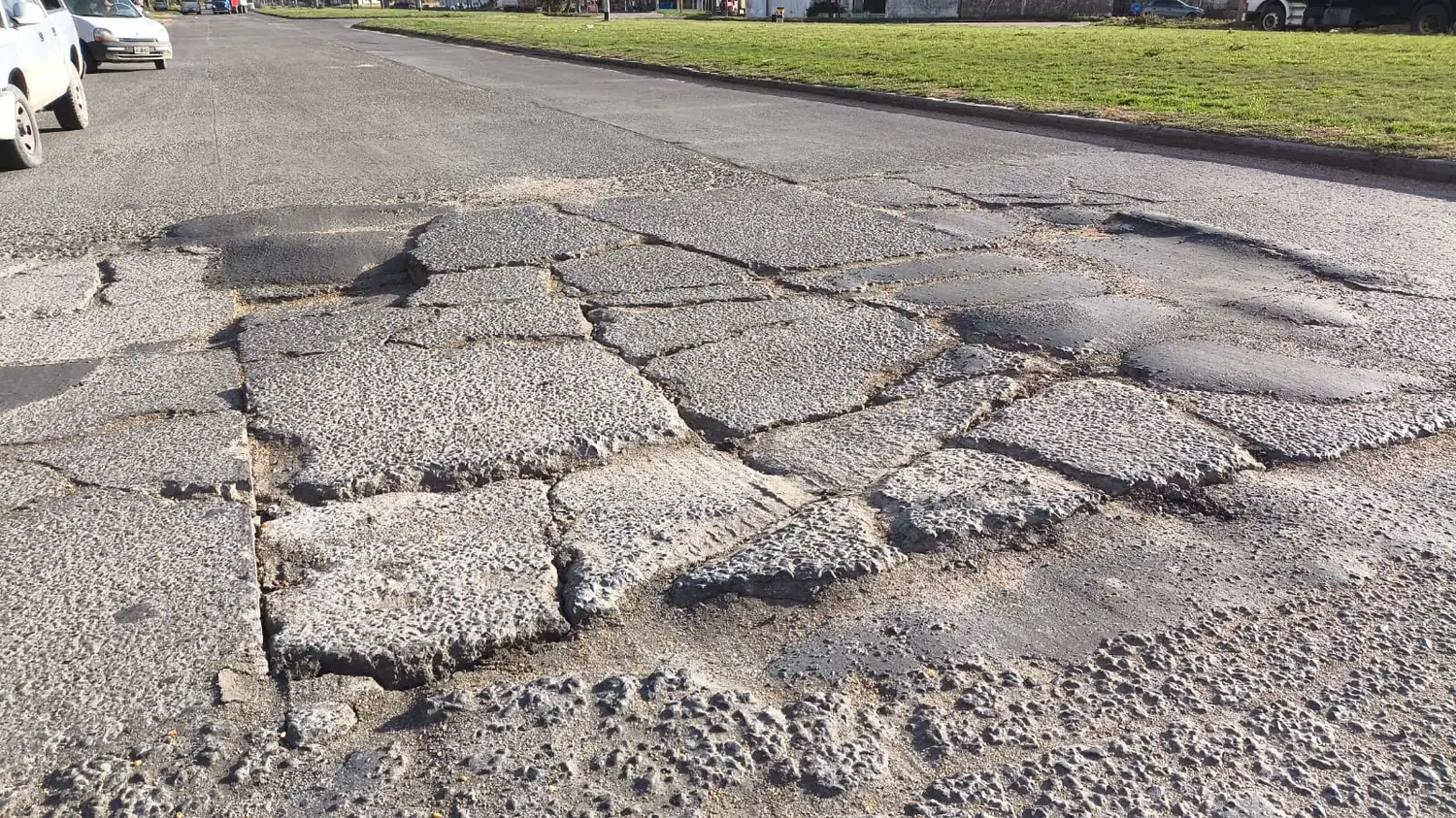 almirante brown asfalto deterioro