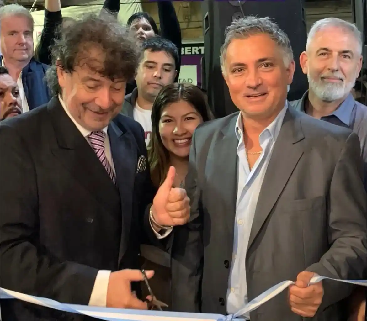 Mollo y Pareja en la inauguración