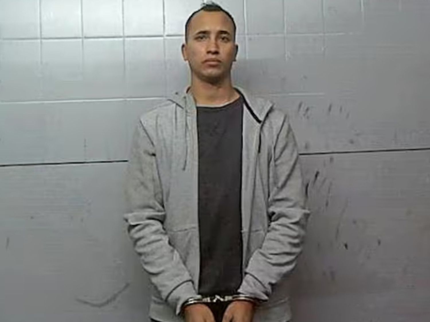 Tras fugarse de la cárcel de Devoto, ofrecen $5 millones de recompensa para dar con el jefe de sicarios de Esteban Alvarado