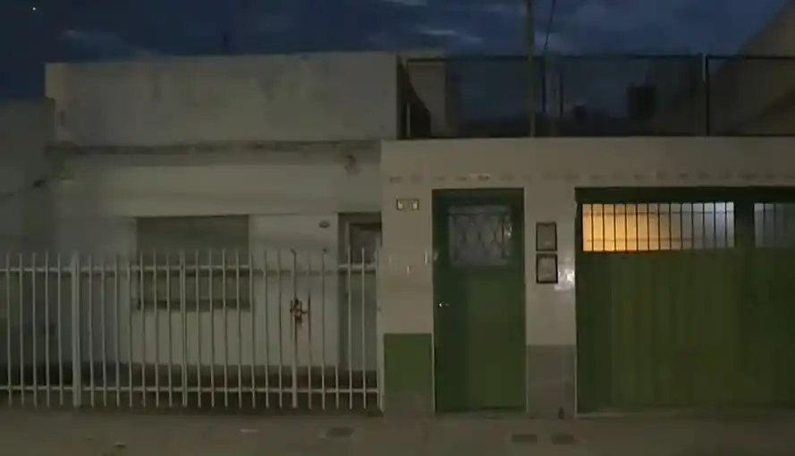 Noche de terror para una pareja de jubilados en Morón: Dormían y los despertaron a los golpes para llevarse 2 mil pesos