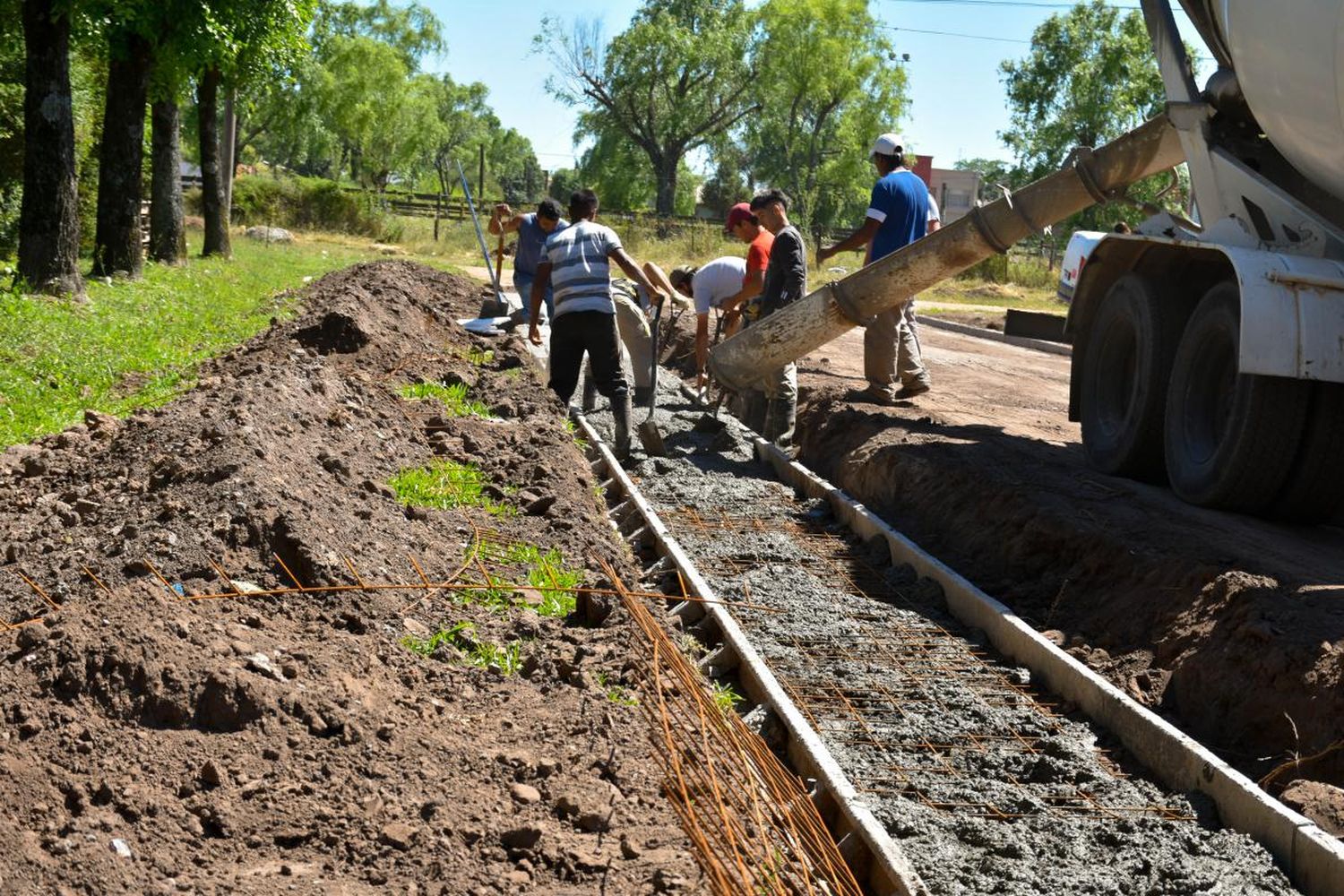 Cordón cuneta: Se continúa con las obras del tercer cuartel