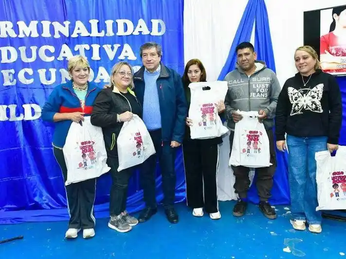 Con una plataforma propia avanza la 
terminalidad educativa en barrios de la ciudad