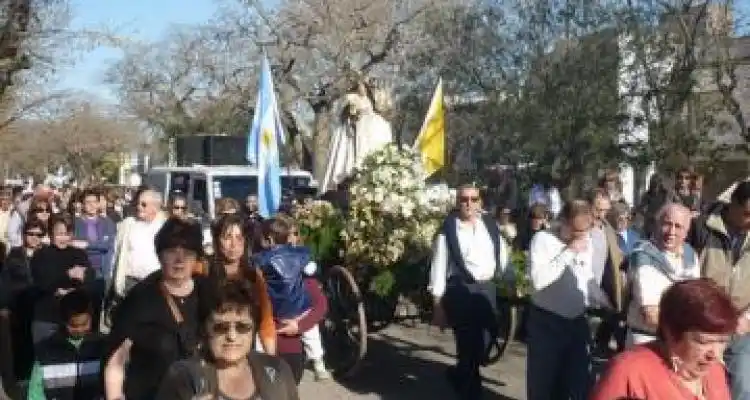 Procesión por el Día de la Patrona de San Pedro