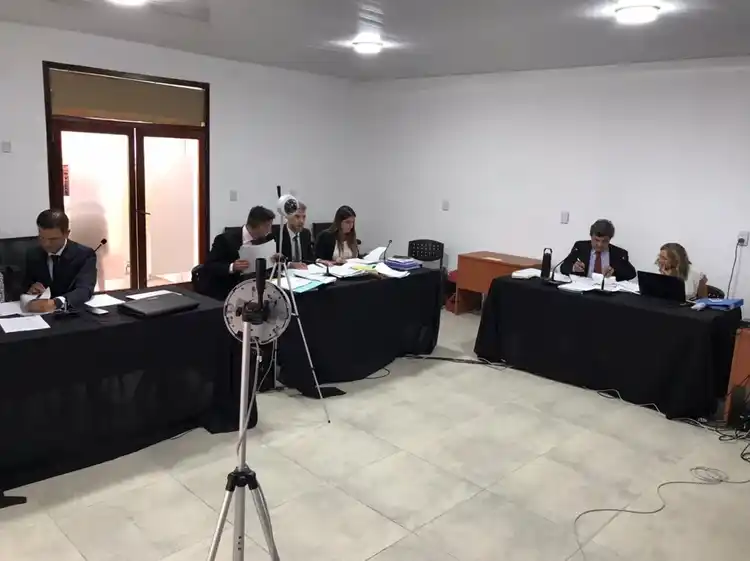Comenzó el juicio contra Cepeda, acusado de abusar de dos menores
