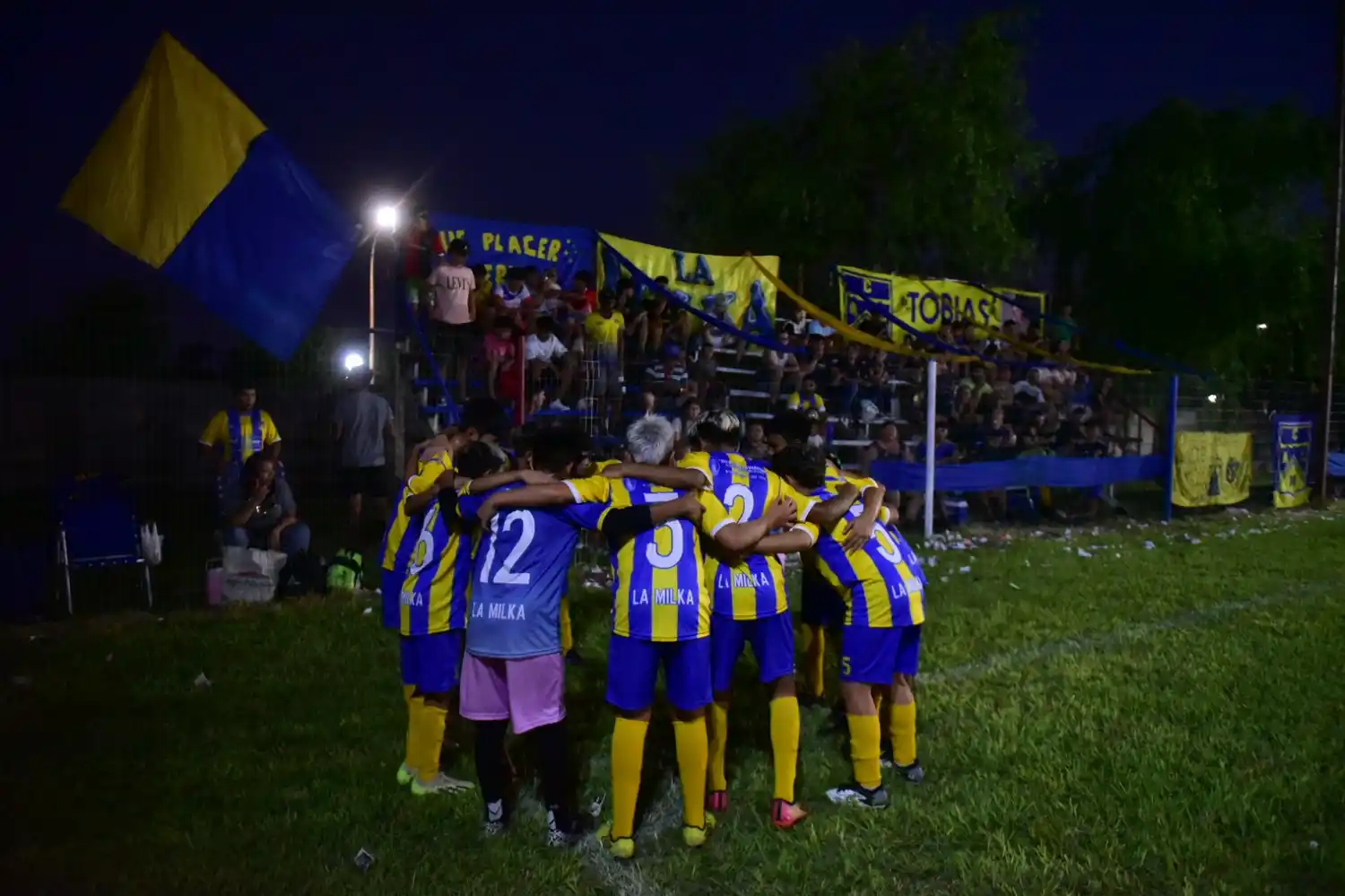 La Milka festejó con el acompañamiento de su fiel hinchada.
