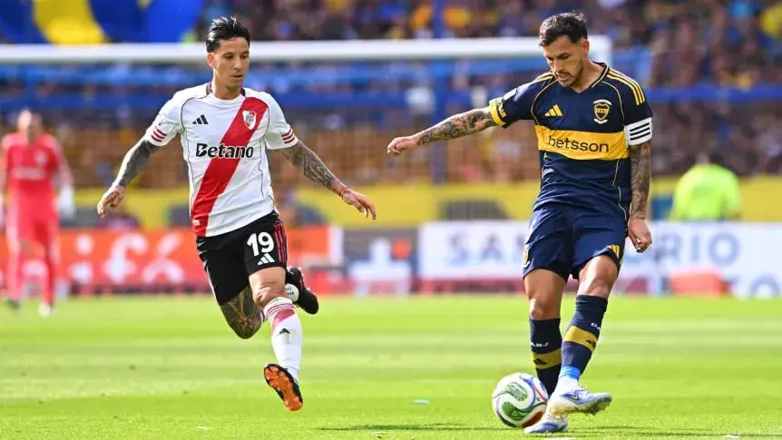 River y Boca se enfrentan en una nueva edición del Superclásico. (Rodrigo Valle/Getty Images)