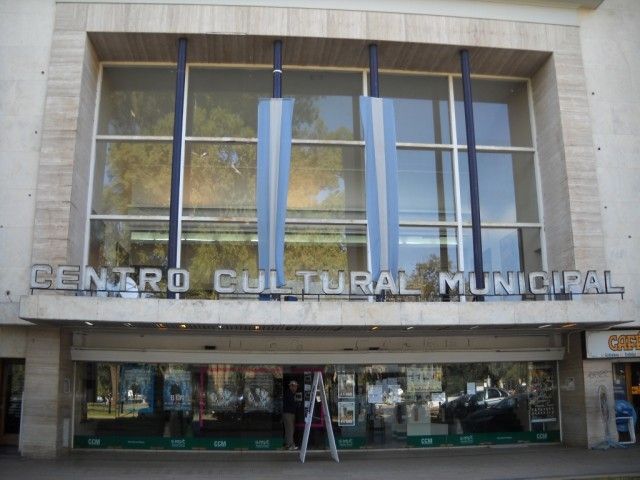 Interesantes propuestas cinematográficas en la sala municipal de calle Belgrano.