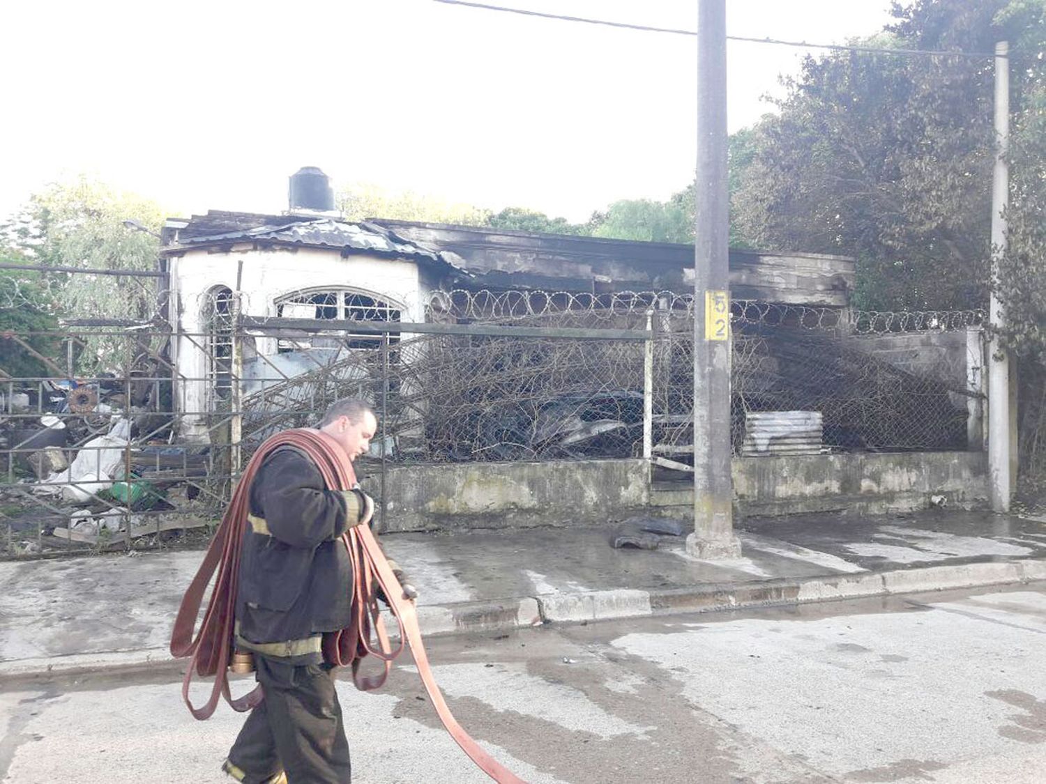 Incendio de una Renault Traffic