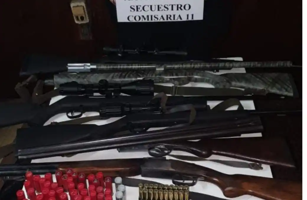 Desquiciado “mata gatos” tenía un arsenal