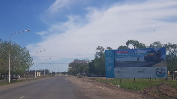Terminan un tramo de pavimento en el camino Lucio Mansilla