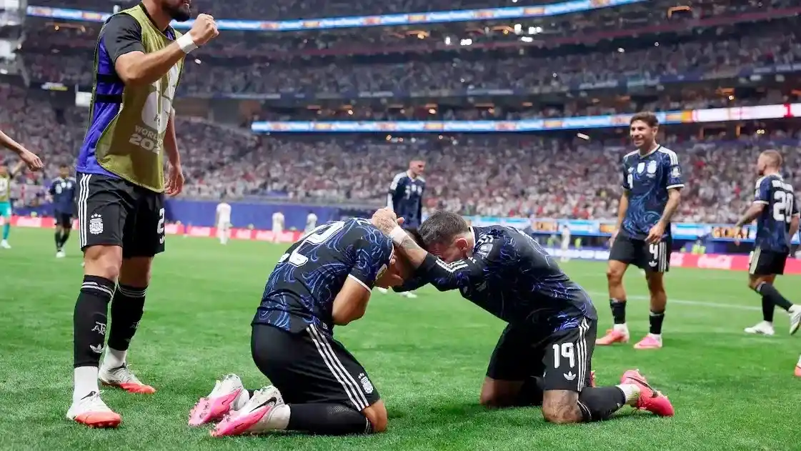 Para ver mil veces: los goles de Enzo y Lautaro y la emoción tras el triunfo ante Inglaterra