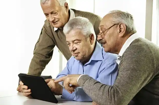 Proponen crear un “Presupuesto participativo Adultos Mayores”