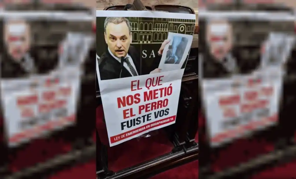 El picante cruce entre Milei y Bregman en la exposición de Adorni