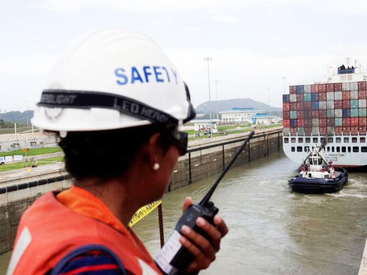 EEUU dijo que sus buques no pagarán peaje por transitar el Canal de Panamá