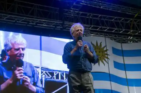 Uruguay sufre de “candidatitis”