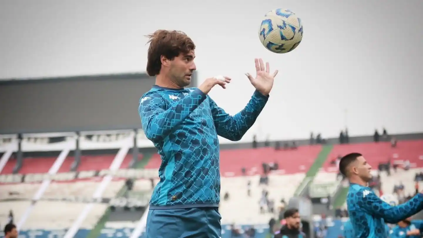 Sosa estará entre los titulares de Racing.