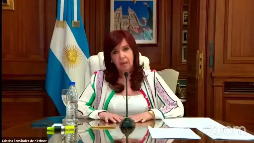 “Vialidad”: fiscal pide condenar a Cristina como “jefa de asociación ilícita”
