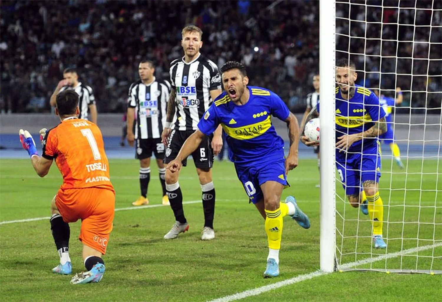 Boca respiró gracias a Salvio