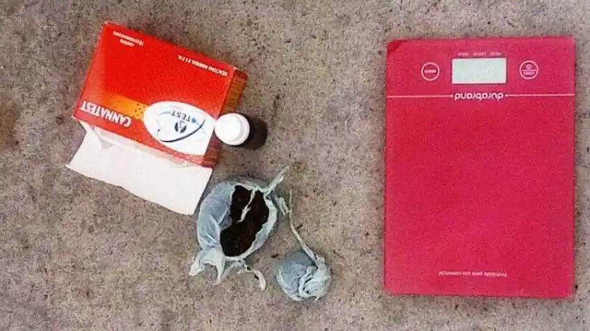 Detienen a personas con marihuana