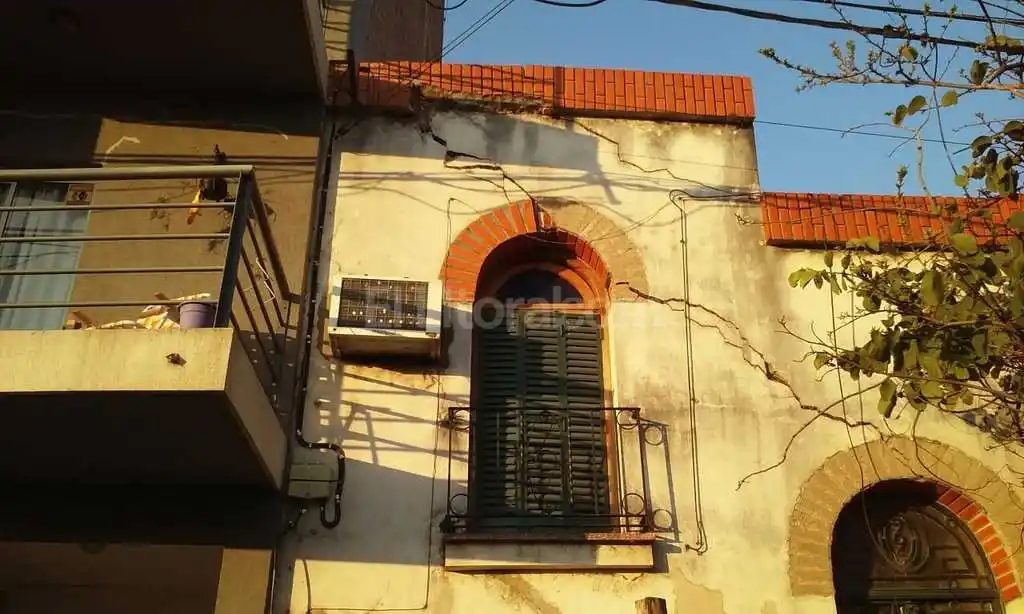 El Municipio dispuso la clausura preventiva del edificio de Candioti 