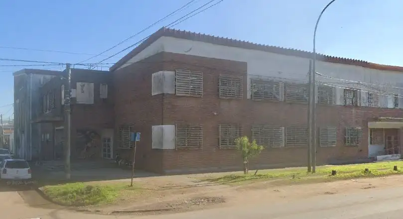 Murciélagos obligan a suspender el comedor en la Escuela 69: refuerzan la alimentación pero sin almuerzo