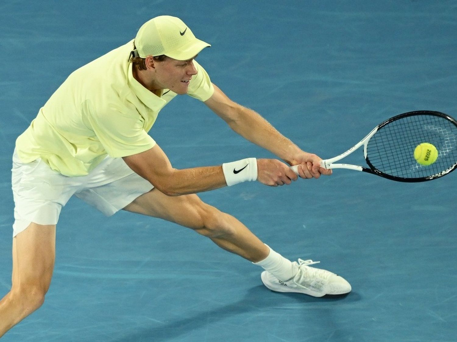 Zverev y Sinner se enfrentarán por el título