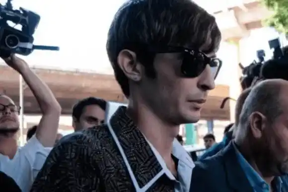 Por trata de personas y producción de pornografía infantil, Camus Hacker fue condenado a diez años de prisión