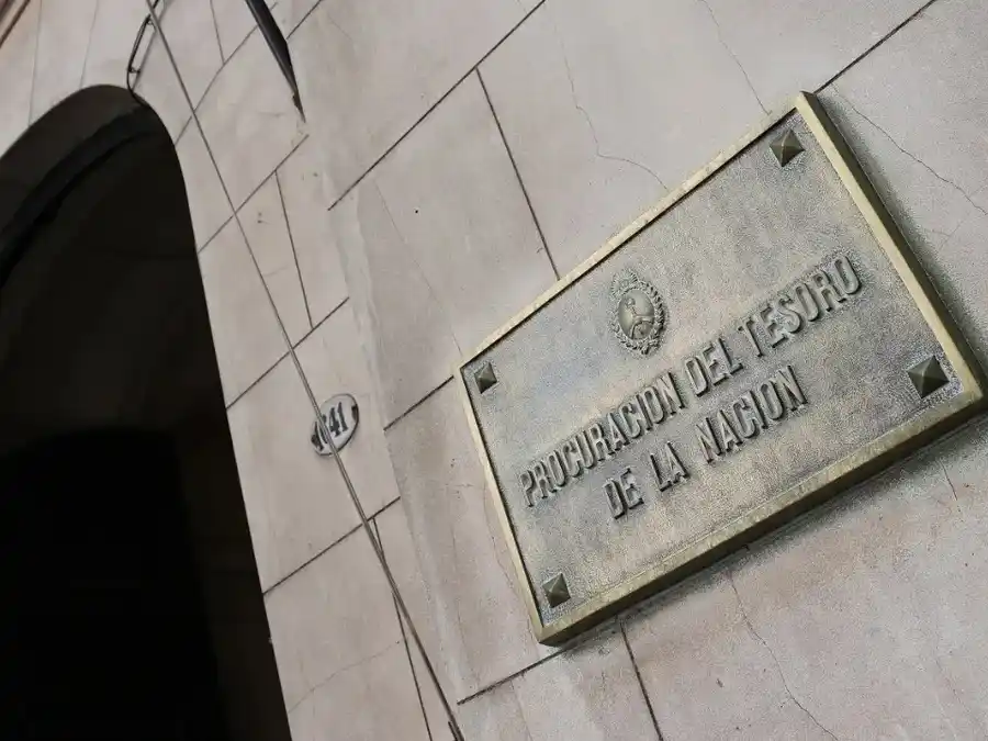 El Gobierno despidió a más de 60 funcionarios de la Procuración del Tesoro