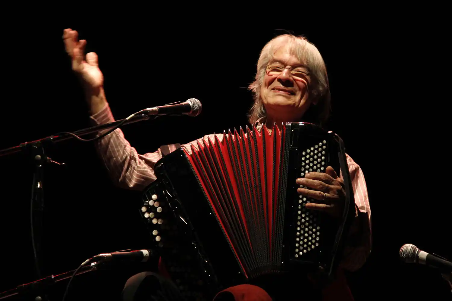 Raúl Barboza : el clásico acordeonista presenta nuevo disco